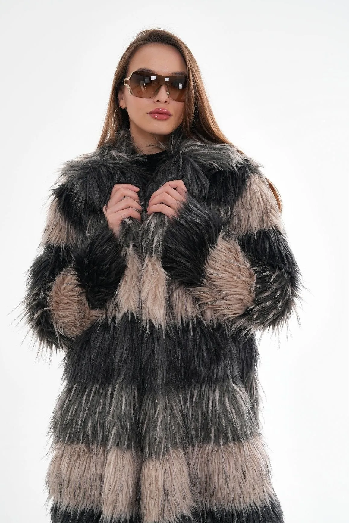 Chic Two-Tone Long Faux Fur Coat – Luxe Winter Statement