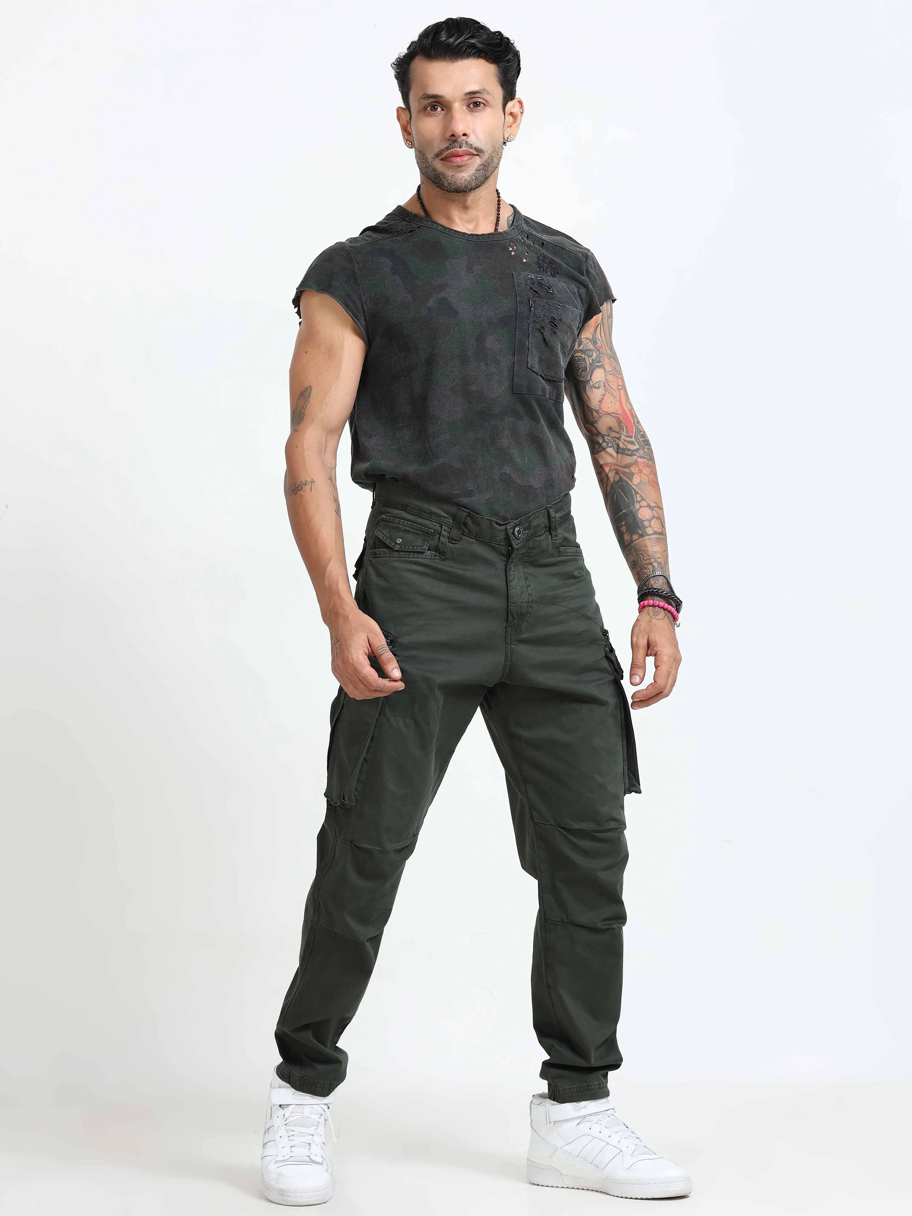 Rugged Zip Cargo Pants In Olive