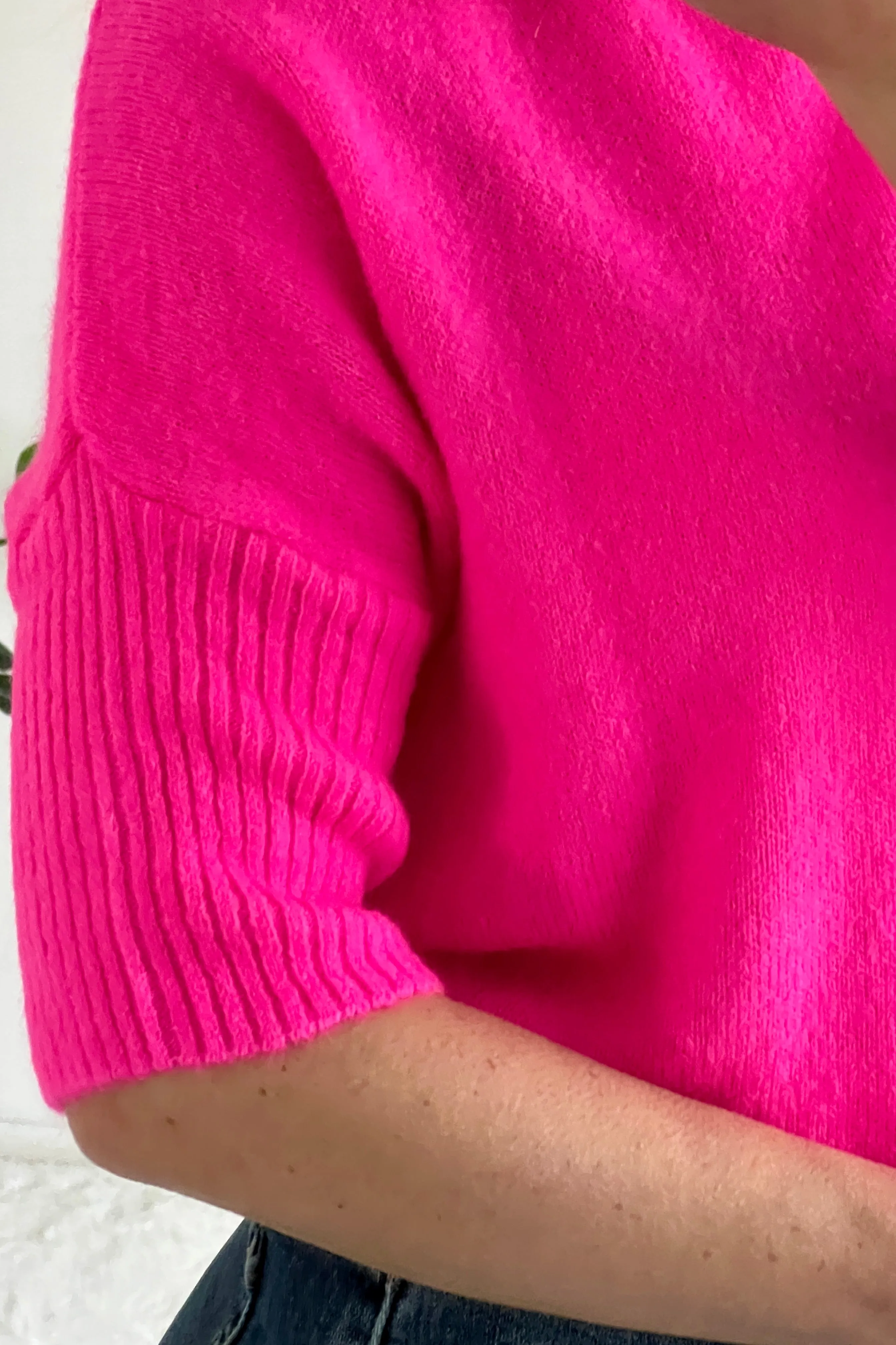 Scottie Alpaca Blend Crew Knit Jumper | Neon Pink