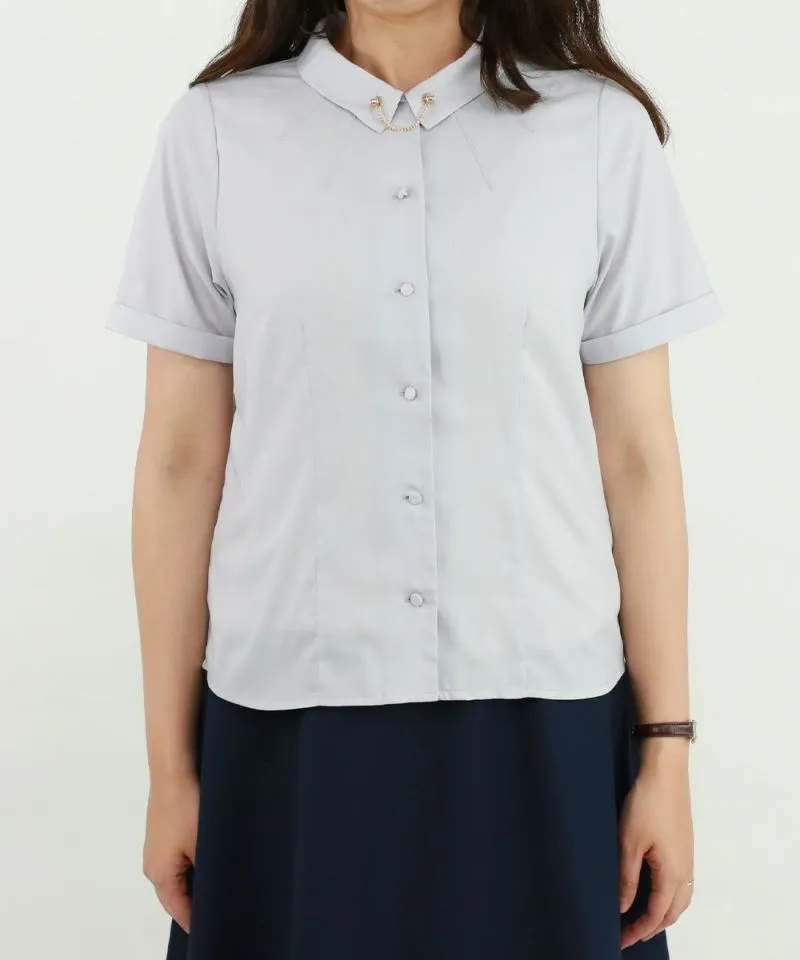 Small Collar Shirt with Pin
