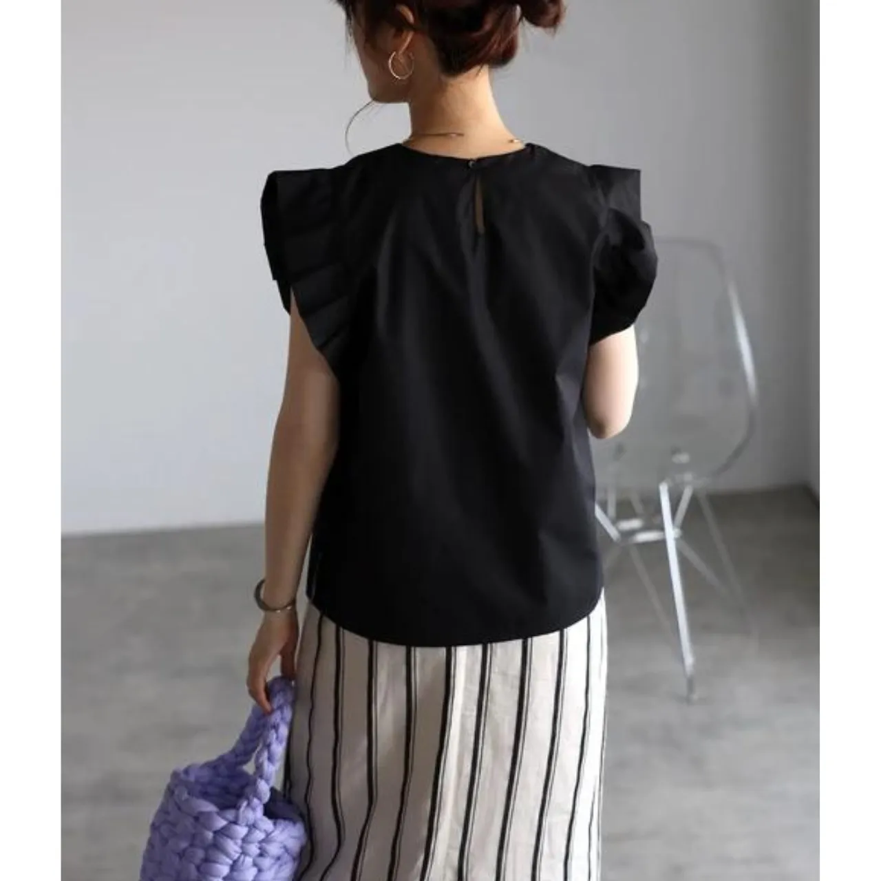 Tucked pleats blouse