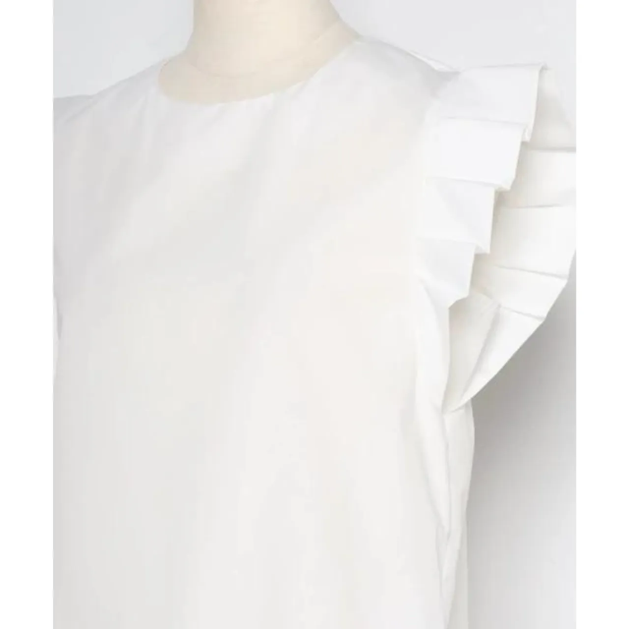 Tucked pleats blouse